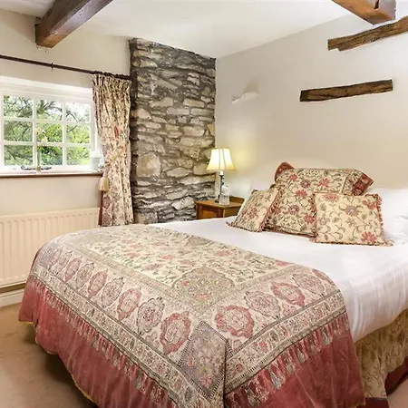 Bank Barn At Rusland Nyaraló *